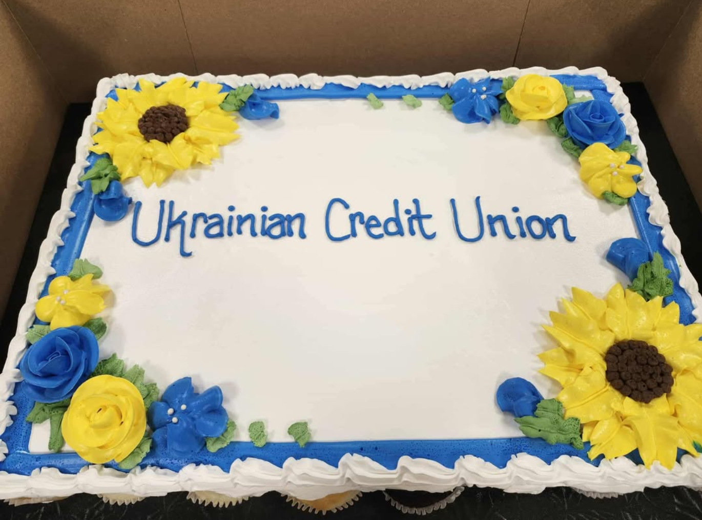 Cupcake-Cake, Build-Your-Own